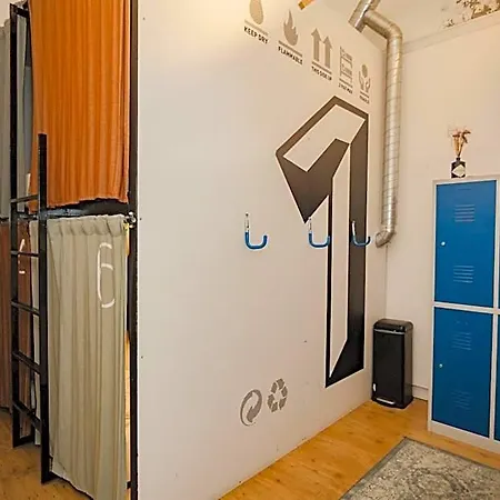 Lx Hotel
