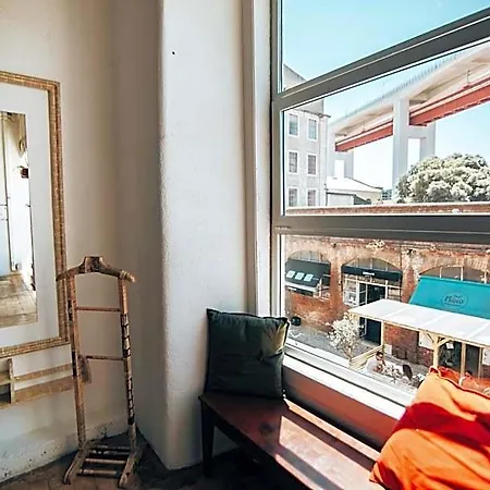 Lx Hotel *