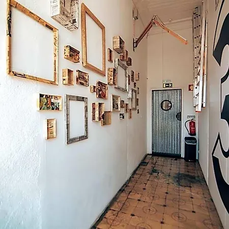Lx Hotel