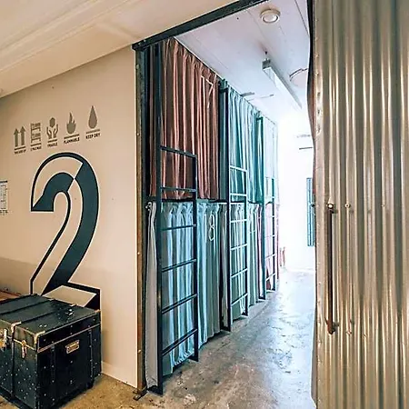 Hotel Lx *