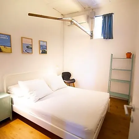 Lx Hotel
